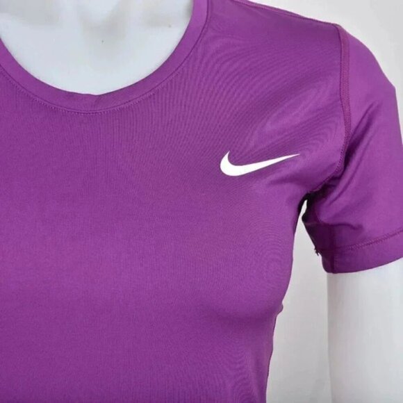 Nike Pro Purple Dri Fit Workout Athletic Top Shirt Size Small - Picture 3 of 6